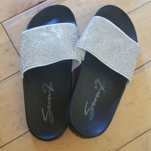 Sparkling slides